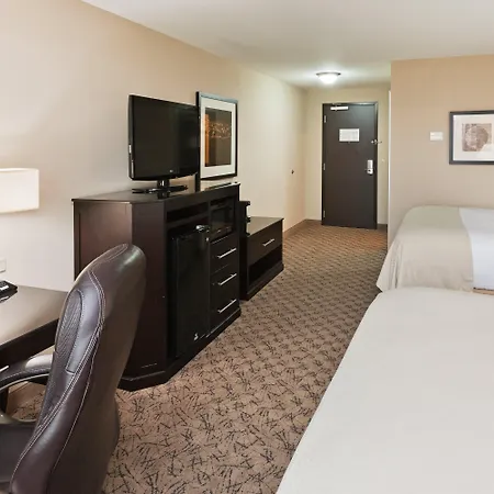 Holiday Inn Hotel & Suites Tulsa South By Ihg-3