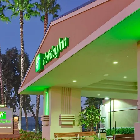 Holiday Inn Hotel & Suites Anaheim By Ihg-2