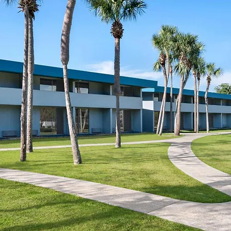 Baymont By Wyndham Intl Speedway I-95 Daytona Beach-3