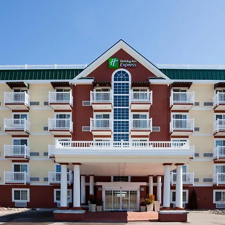 Holiday Inn Express & Suites Petoskey By Ihg-2