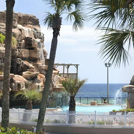 Days Inn By Wyndham Panama City Beach Beachfront Resort-3