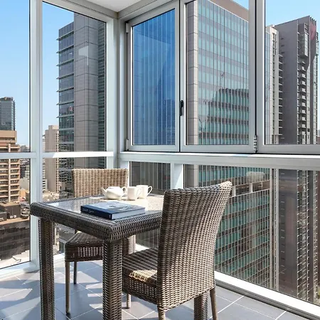 Oaks Brisbane Festival Suites-2