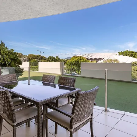 Piermonde Apartments Cairns-3