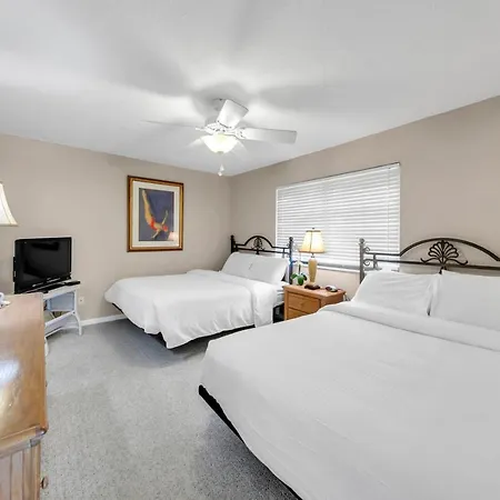 Mainsail 131 - Beachfront 2Br With Free Seasonal Beach Service-3