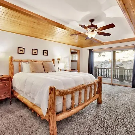 Gold Rush Lodge Big Bear~Hot Tub~ Games~-2