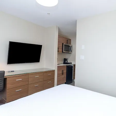 Sandman Hotel Grande Prairie-2