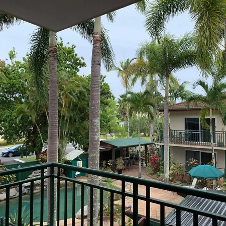 Koala Court Holiday Apartments-2