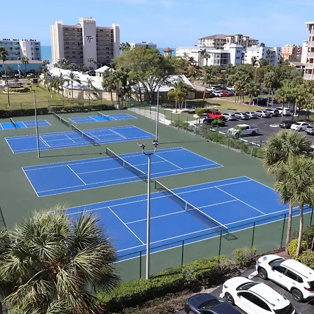 508 Bayshores Yacht Tennis Club-2