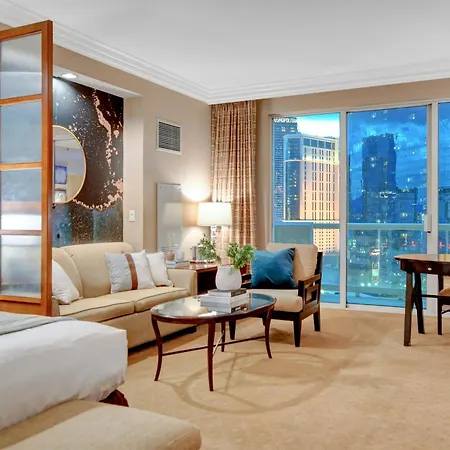 Balcony Strip View Suite * Mgm Signature Tower 3-3