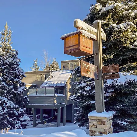Payday By All Seasons Resort Lodging-3