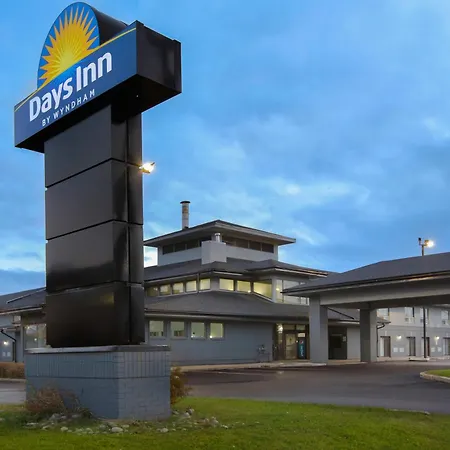 Days Inn By Wyndham Barrie-2