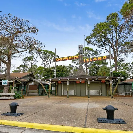 Laketown Wharf Resort #1321 By Book That Condo-3