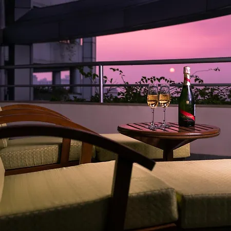 Taj Wellington Mews, Mumbai-2