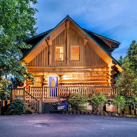 Smokiesboutiquecabins Would Love To Host You! 4 Miles To Gatlinburg Strip! Resort Pool Open May 1 Through Oct 1! Views, Shuffleboard, Hot Tub, Arcade!-3