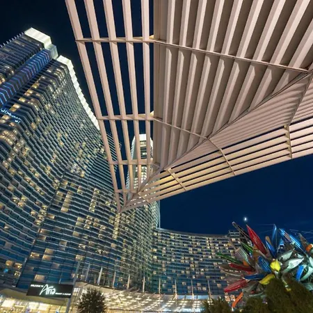 Vdara Hotel Premium Studio Suite * Free Valet Parking-2
