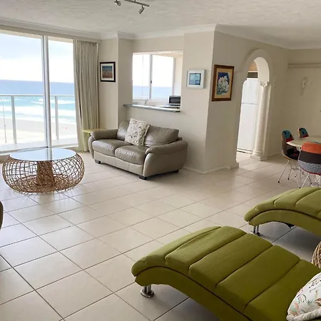 Hi Surf Beachfront Resort Apartments Official Site-3