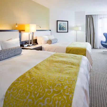 The Hollis Halifax - A Doubletree Suites By Hilton-3