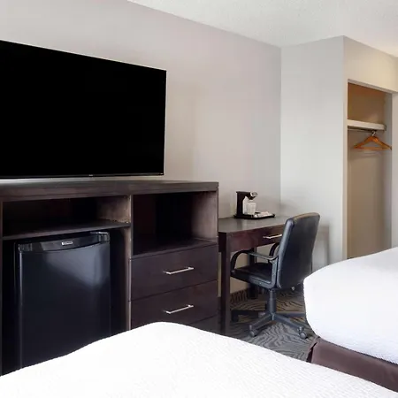 Days Inn By Wyndham Calgary South-2