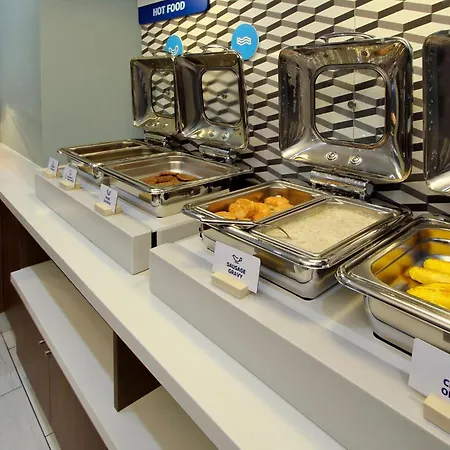 Holiday Inn Express & Suites - Effingham By Ihg-2