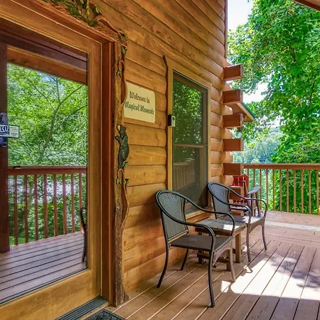 Magical Moments, Hot Tub, Wifi, 560 In Free Attractions Tickets Each Paid Day!-3