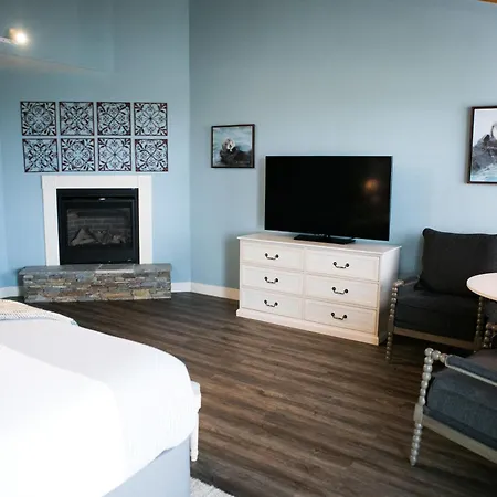 Sea Otter Inn-2