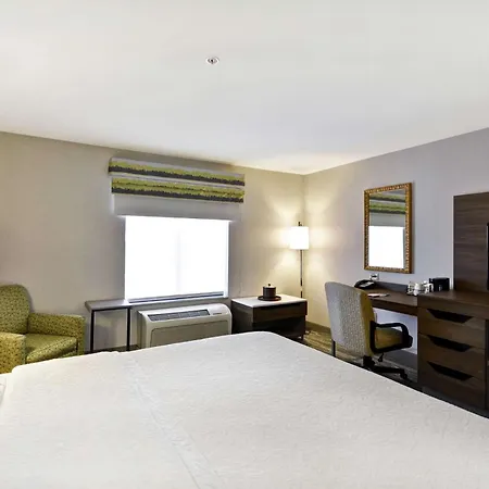 Hampton Inn & Suites Yuma-2