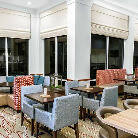 Hilton Garden Inn Independence-2