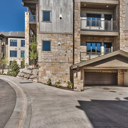 Blackstone Luxury 2Br, Walk To Skiing At Cabriolet, Mountain View, Shared Pool And Hot Tub, Gym-2