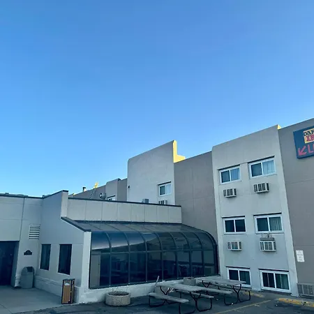 Dakota Inn-2