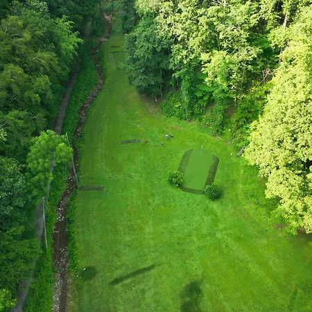 Falcon'S View-3