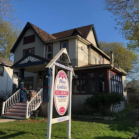 Blue Gables Bed And Breakfast-3