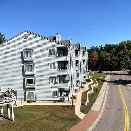 Dells Suite Dreams At Lighthouse Cove Condominiums-2