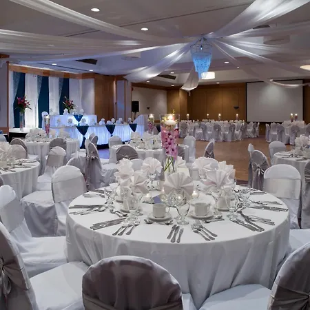 Ramada Plaza By Wyndham Prince George-3