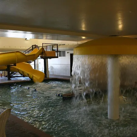 Expressway Suites Fargo-2