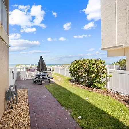 Oceanside 302-3