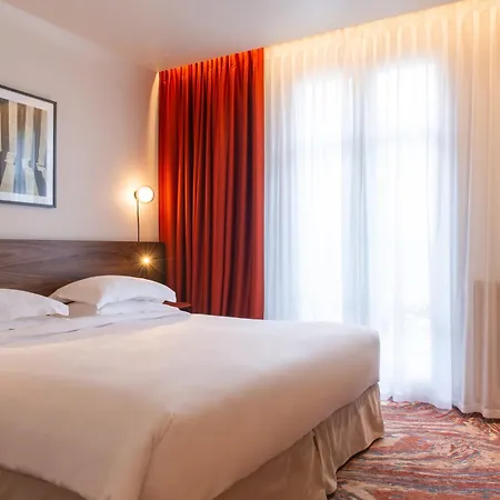 Golden Tulip Opera De Noailles-2