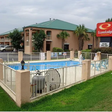 Econo Lodge Inn & Suites-2
