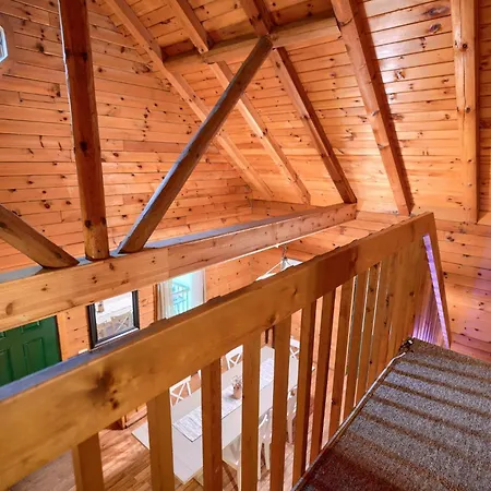 Blue Rose Cabins - Oleander Cabin-3