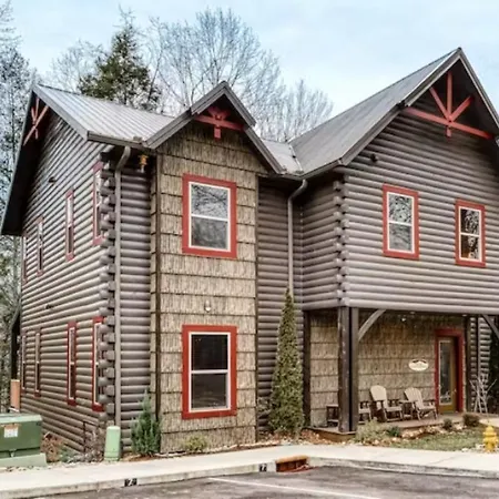 The Big Poplar Retreat By Stony Brook Cabins-3