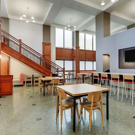 Drury Inn & Suites Birmingham Lakeshore Drive-2