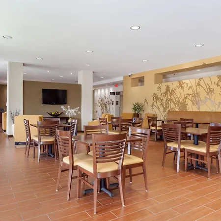 Sleep Inn & Suites Bismarck I-94-2