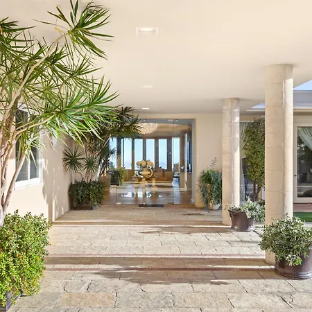 Trousdale Grand-3
