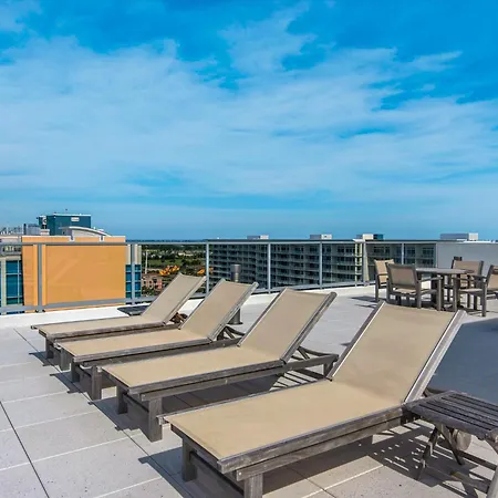 1900 Ninety Eight Condo 702 By Newman-Dailey-3