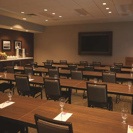 Hyatt Place Las Vegas At Silverton Village-3