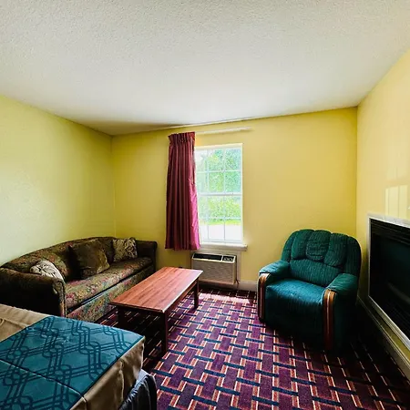 Ozark Inn And Suites-3