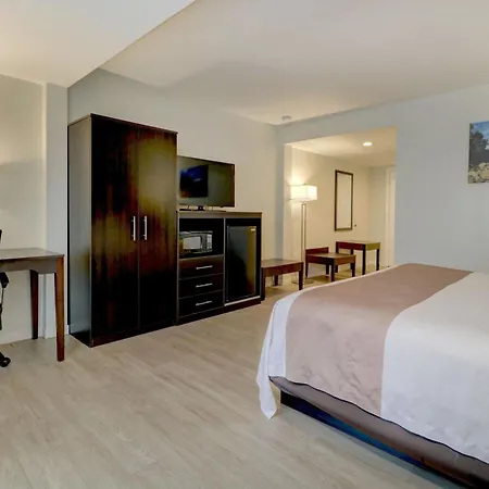 Quality Inn & Suites Lincoln I-93-2