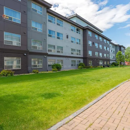 Sandman Hotel & Suites Regina-2
