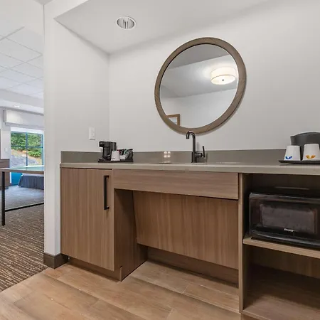 Hampton Inn & Suites Lake George-3