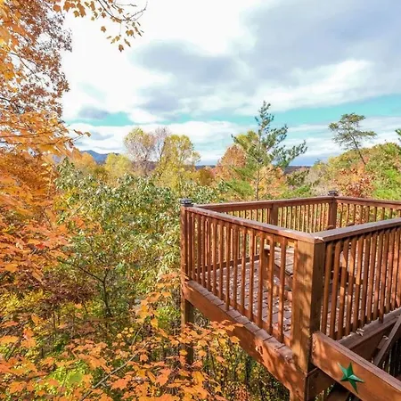 Beauty And The Bear A Fairytale In The Smokies-3