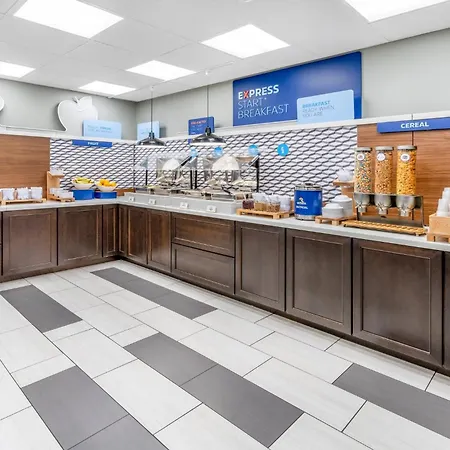Holiday Inn Express & Suites - Colorado Springs Afa Northgate By Ihg-3